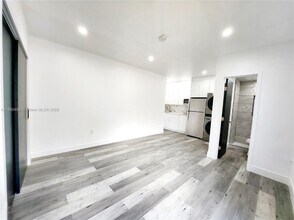 511 SW 15th St in Fort Lauderdale, FL - Building Photo - Building Photo