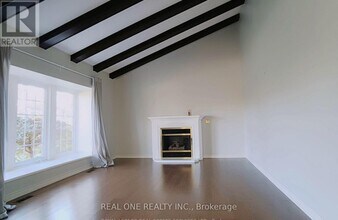 236 Ash Tree Way in Oakville, ON - Building Photo - Building Photo