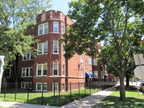 740--746 E 82nd St in Chicago, IL - Building Photo - Primary Photo