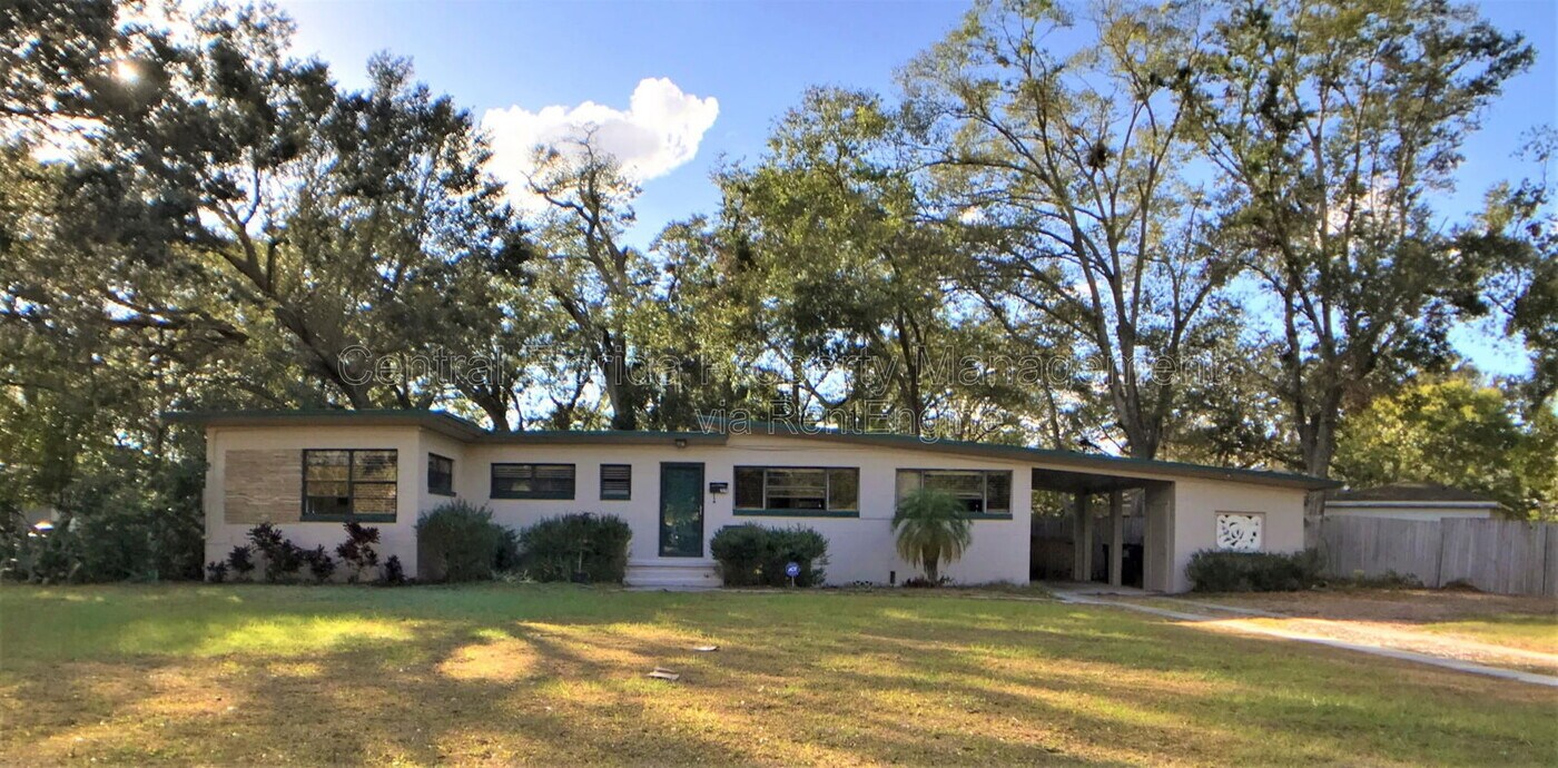 2618 Cole Rd in Orlando, FL - Building Photo
