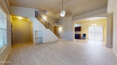 7716 Maple Landing Court in El Paso, TX - Building Photo - Building Photo