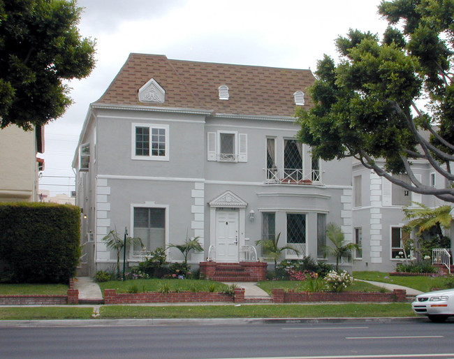 9366 W Olympic Blvd in Beverly Hills, CA - Foto de edificio - Building Photo