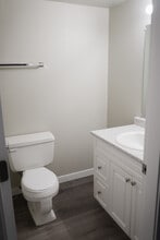 Skyline Apartments in White Rock, BC - Building Photo - Building Photo
