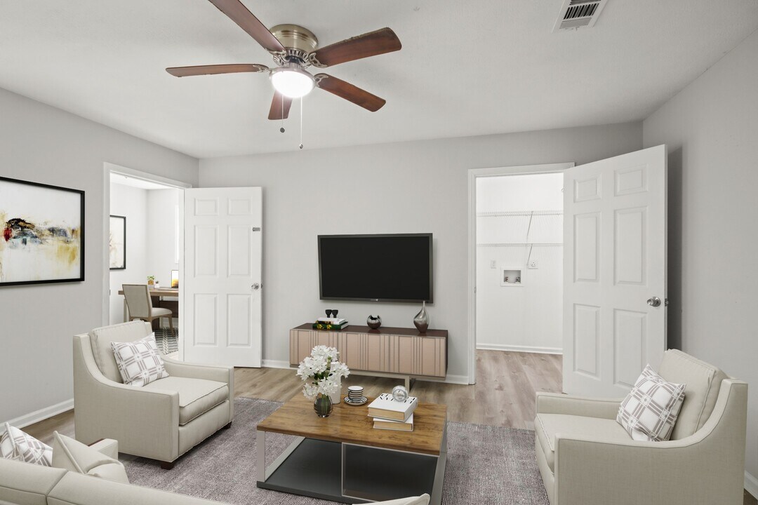 21146 New Candy Dr in New Caney, TX - Building Photo