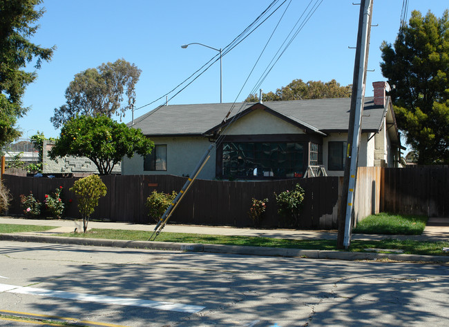 409 S Idaho St in San Mateo, CA - Building Photo - Building Photo