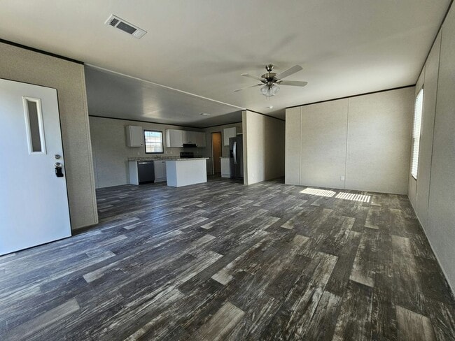6591 Hidden Oaks Dr in North Fort Myers, FL - Building Photo - Building Photo