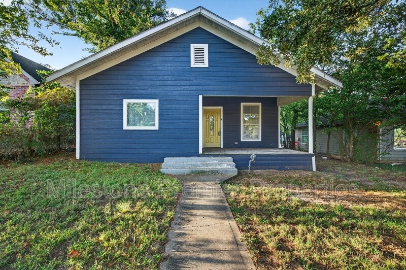 514 E Day St in Denison, TX - Building Photo