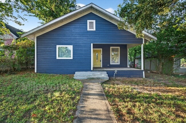 property at 514 E Day St