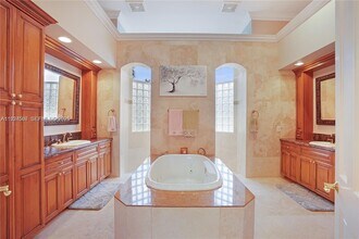 11242 SW 25th Ct in Davie, FL - Building Photo - Building Photo