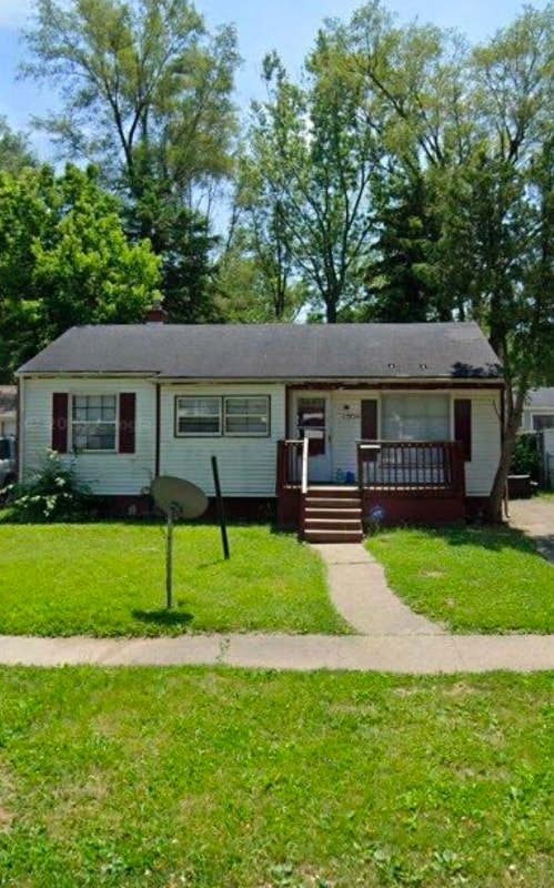 1709 Shamrock Ln