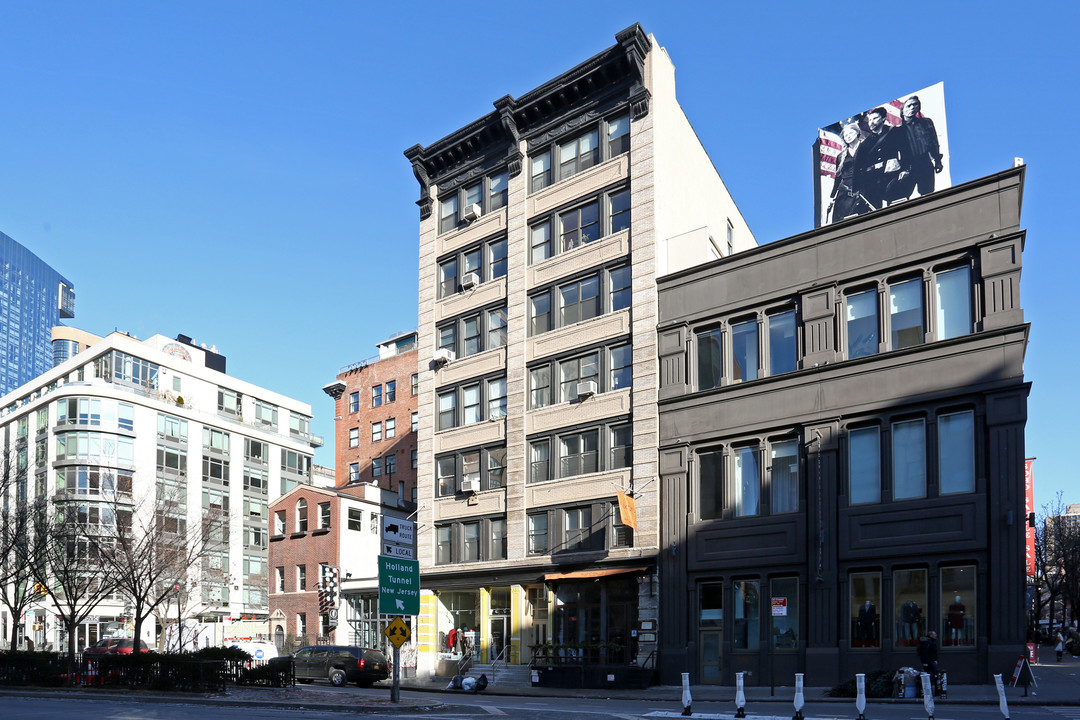 508-510 Broome St in New York, NY - Building Photo