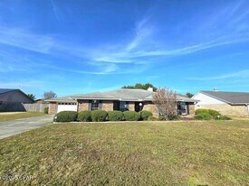 5309 Robert Holmes Dr in Panama City, FL - Building Photo