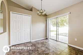 822 Del Prado Dr in Kissimmee, FL - Building Photo - Building Photo