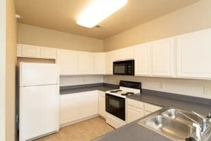 Lindberg Lofts in West Lafayette, IN - Building Photo