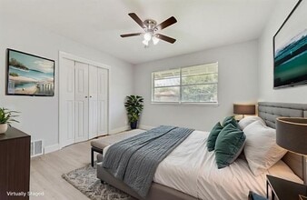 309 Travis St in Italy, TX - Building Photo - Building Photo