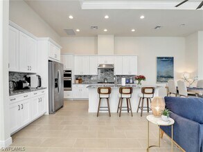 9288 Cayman Dr in Naples, FL - Building Photo - Building Photo