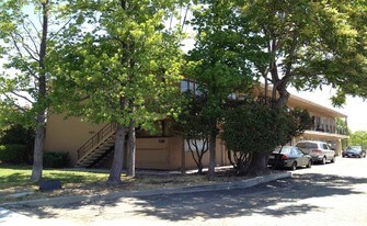 Sundown Apartments in Livermore, CA - Building Photo