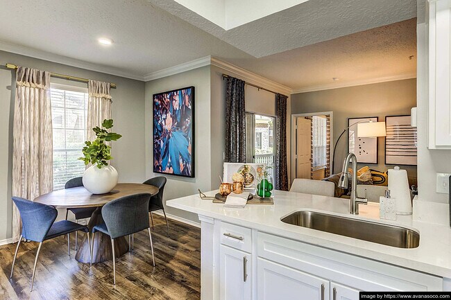 421 Little Texas Ln-Unit -73895-839 in Austin, TX - Foto de edificio - Building Photo