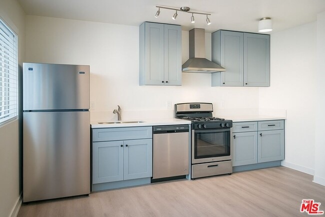 5952 Benner St in Los Angeles, CA - Building Photo - Building Photo