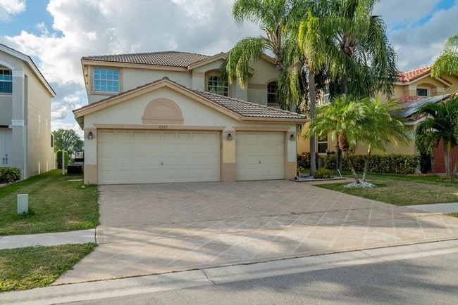 7227 Chesapeake Cir in Boynton Beach, FL - Building Photo - Building Photo