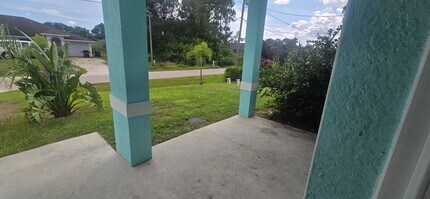 4602 25th St SW in Lehigh Acres, FL - Building Photo - Building Photo