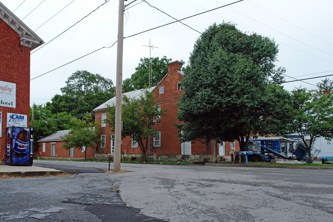 21500 Leitersburg Smithsburg Rd in Hagerstown, MD - Foto de edificio - Building Photo