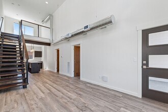 141 A Hawthorne Ct in Whitefish, MT - Building Photo - Building Photo