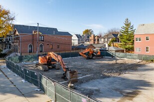 The Irving in Chicago, IL - Building Photo