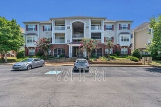 4846 Bevendean Dr in Nashville, TN - Foto de edificio - Building Photo