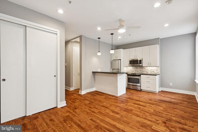 126 S 16th St