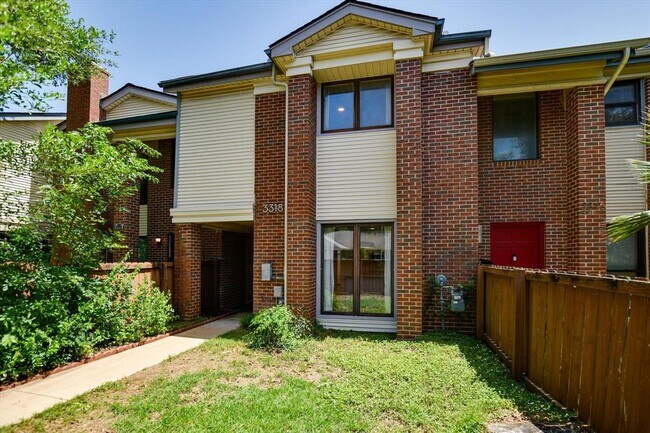 3318 Foster Ln in Austin, TX - Building Photo - Building Photo