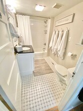 590 SE Bush St in Issaquah, WA - Building Photo - Building Photo