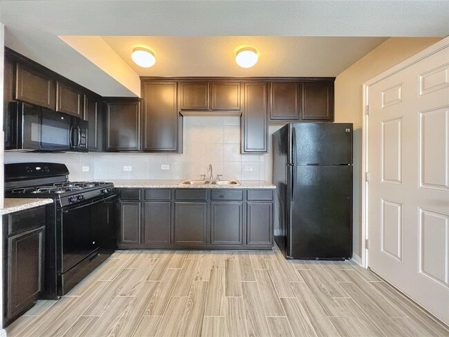 1721 Arbor Knot Dr in Kyle, TX - Building Photo - Building Photo