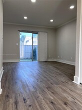5948 NW 21st St in Lauderhill, FL - Building Photo - Building Photo