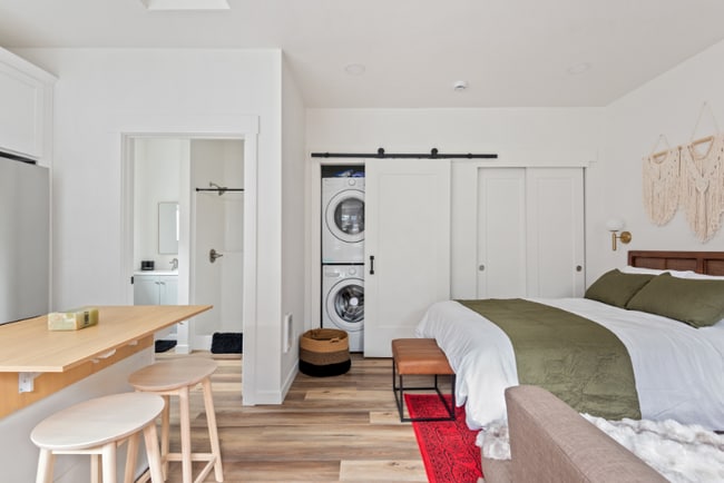 5764 NE Garfield Ave. in Portland, OR - Foto de edificio - Building Photo