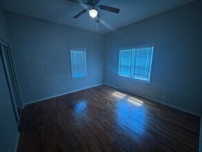 1214 E 9th Ave in Hutchinson, KS - Building Photo - Building Photo