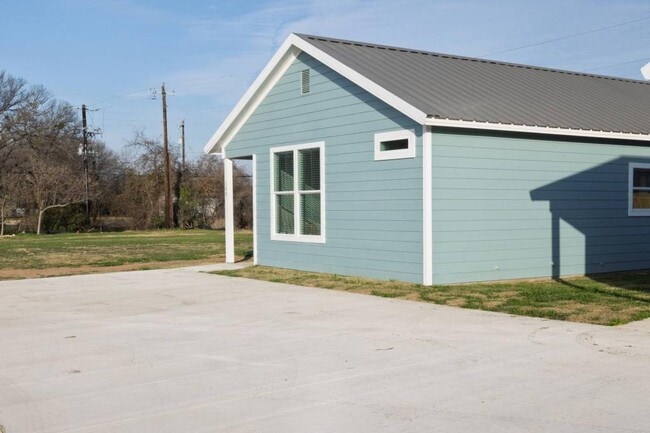 12400 Liberty School Rd in Azle, TX - Building Photo - Building Photo