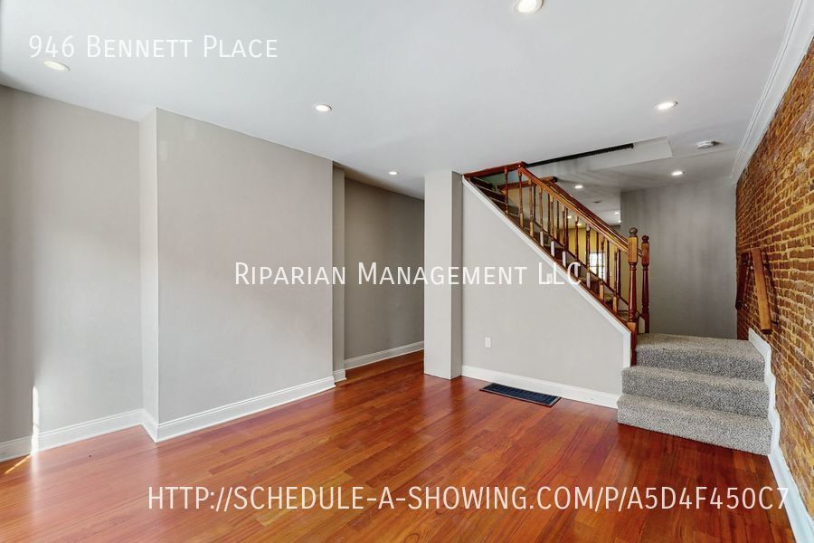 946 Bennett Pl Photo