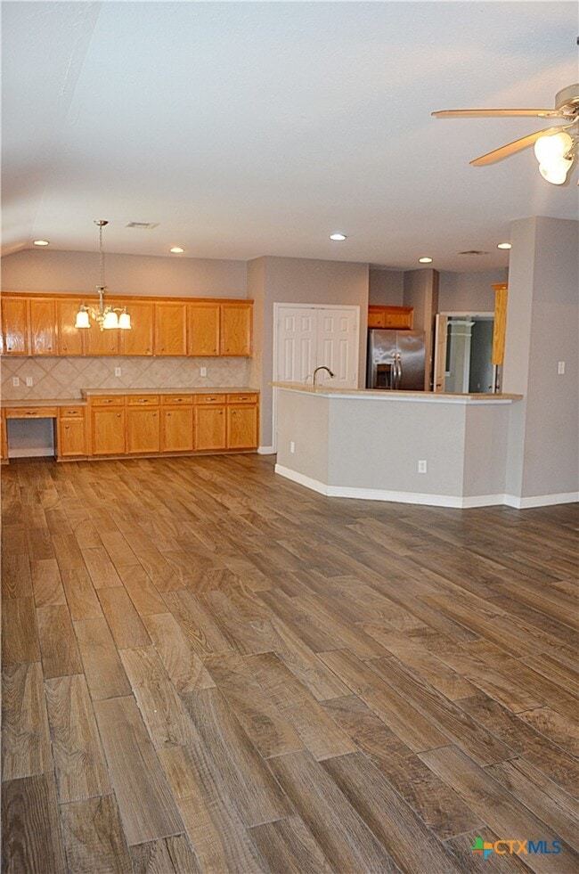 property at 423 Reservation Dr