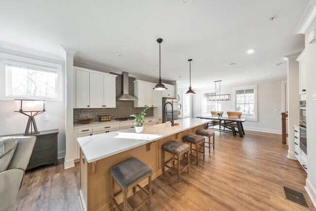 320 Oak Arms Wy in Woodstock, GA - Building Photo - Building Photo