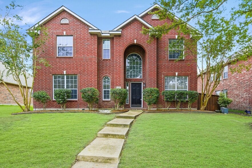 1006 Hidden Creek Dr in Allen, TX - Building Photo