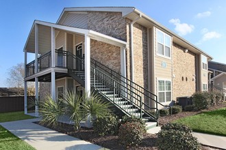 Lafayette Garden in Scott, LA - Building Photo - Building Photo