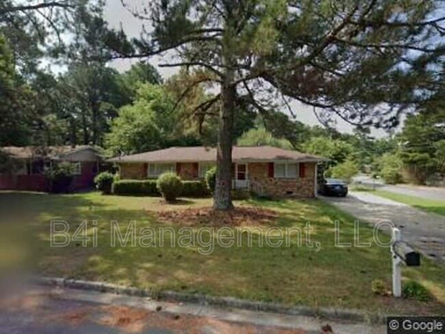 2835 Middleburg Dr in Atlanta, GA - Building Photo - Building Photo