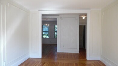 90 Maple St, Unit 4 in Malden, MA - Building Photo - Building Photo