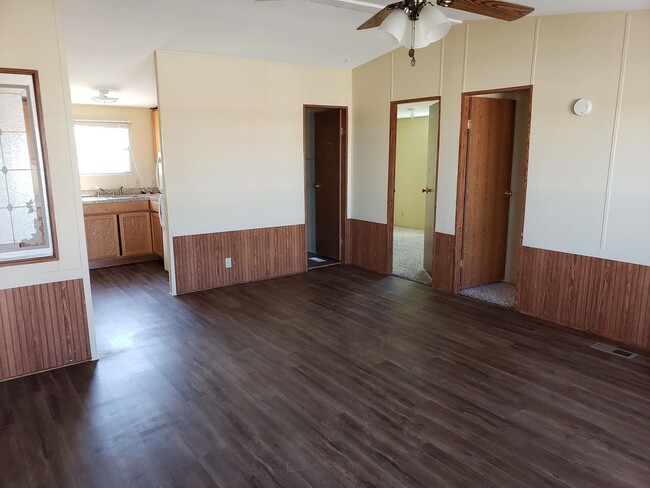 1517 Arizona Dr in Portales, NM - Building Photo - Building Photo