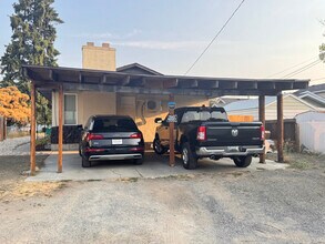 308 E Olympic Ave in Spokane, WA - Building Photo - Building Photo