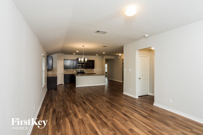 5931 Forte Falls in San Antonio, TX - Building Photo - Building Photo