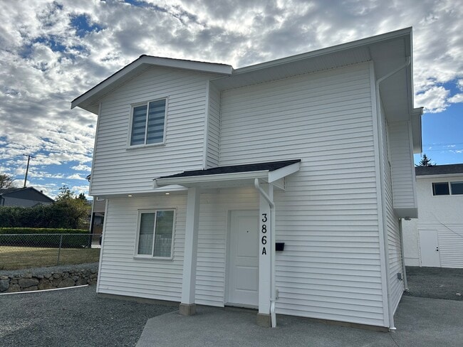 property at 386 Wakesiah Ave