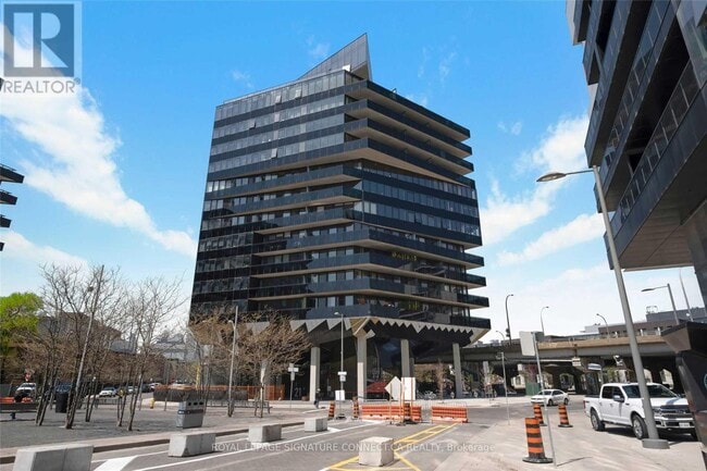 property at 21 Lawren Harris Square