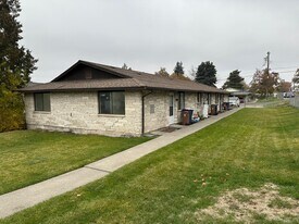 1005-1005 N Pittsburg St in Spokane, WA - Building Photo